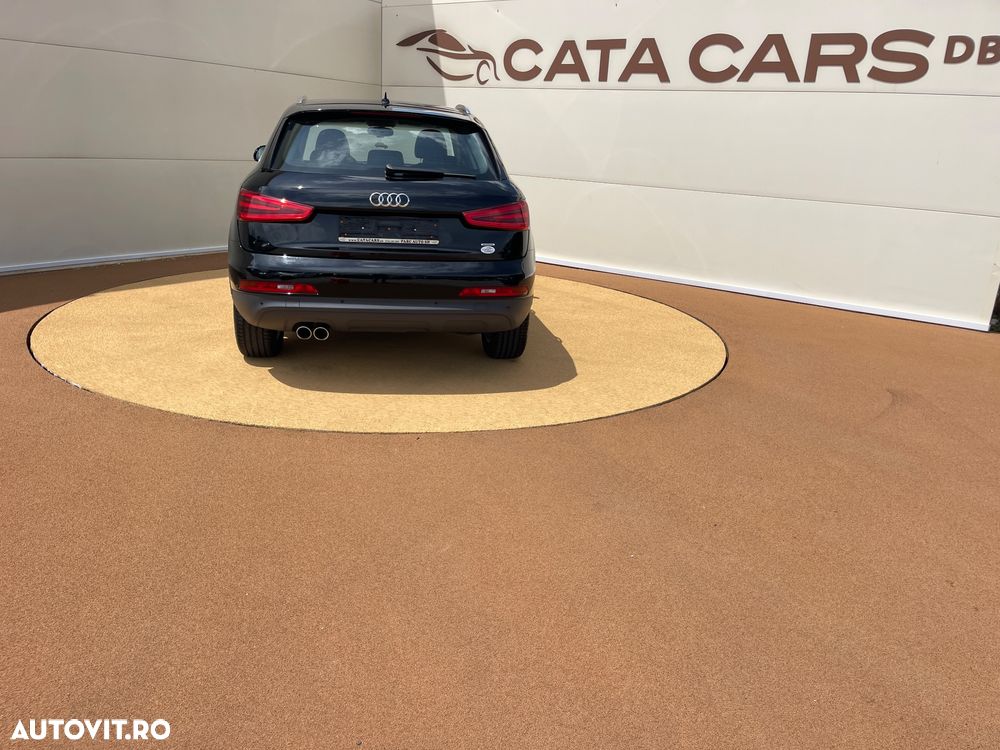 Audi Q3 2.0 TDI Quattro S tronic - 12