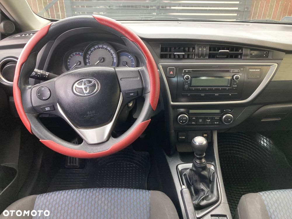 Toyota Auris 1.33 VVT-i Life Comfort - 6