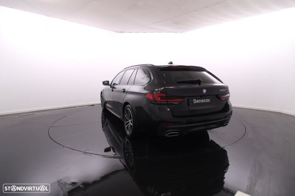 BMW 520 d Pack Desportivo M Auto - 5