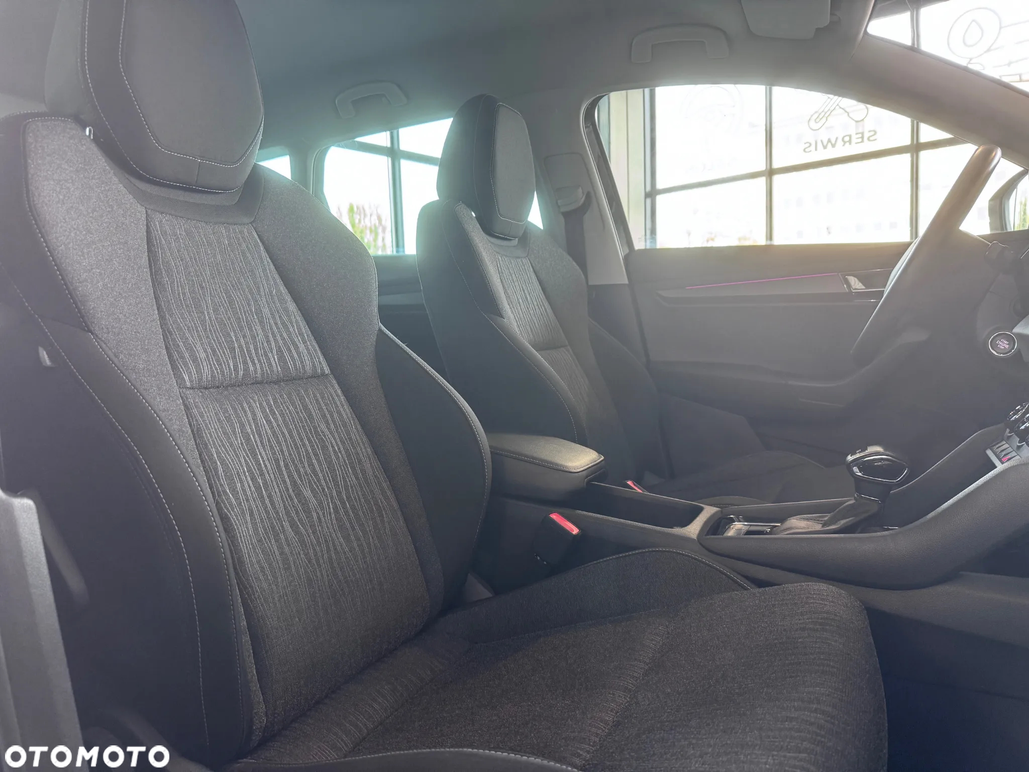Skoda Karoq 1.5 TSI ACT GPF 4x2 Ambition DSG - 26