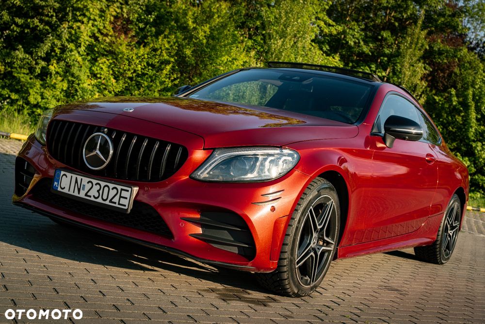 Mercedes-Benz Klasa C 300 d 4Matic 9G-TRONIC AMG Line - 12