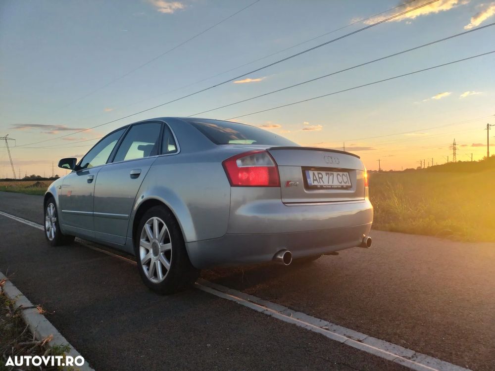 Audi A4 1.8 T - 2