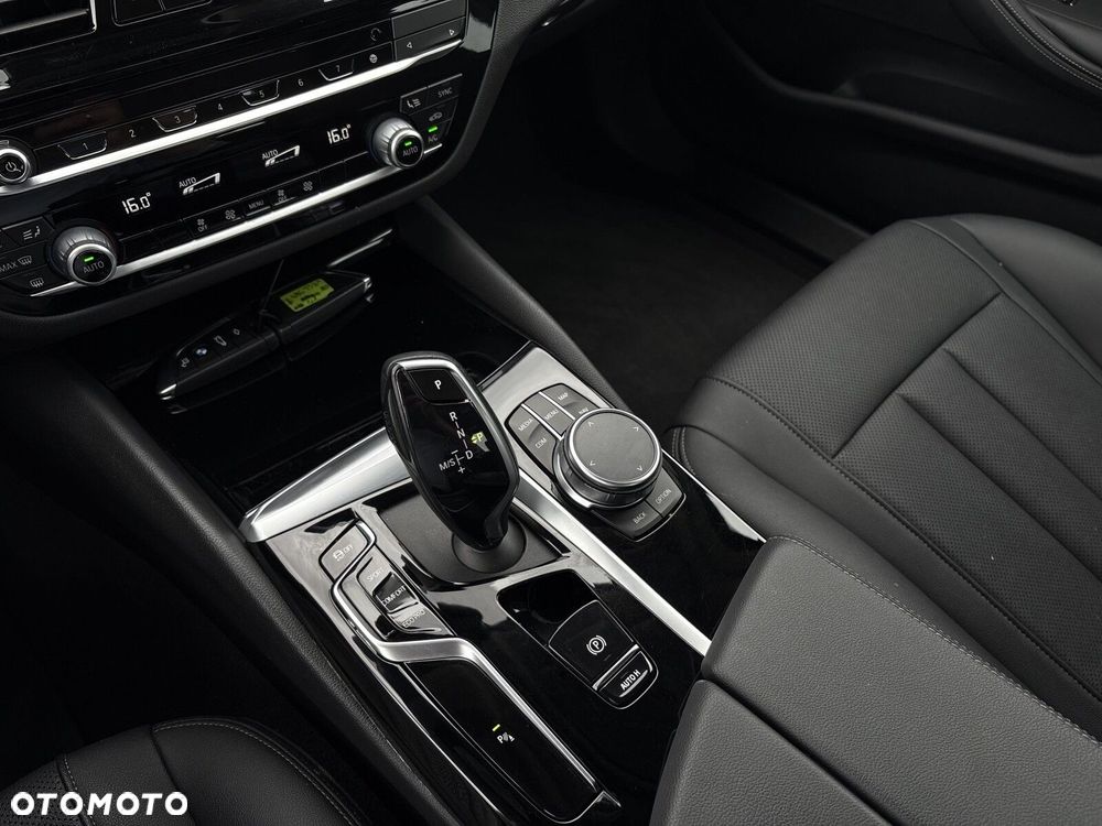 BMW Seria 5 - 21