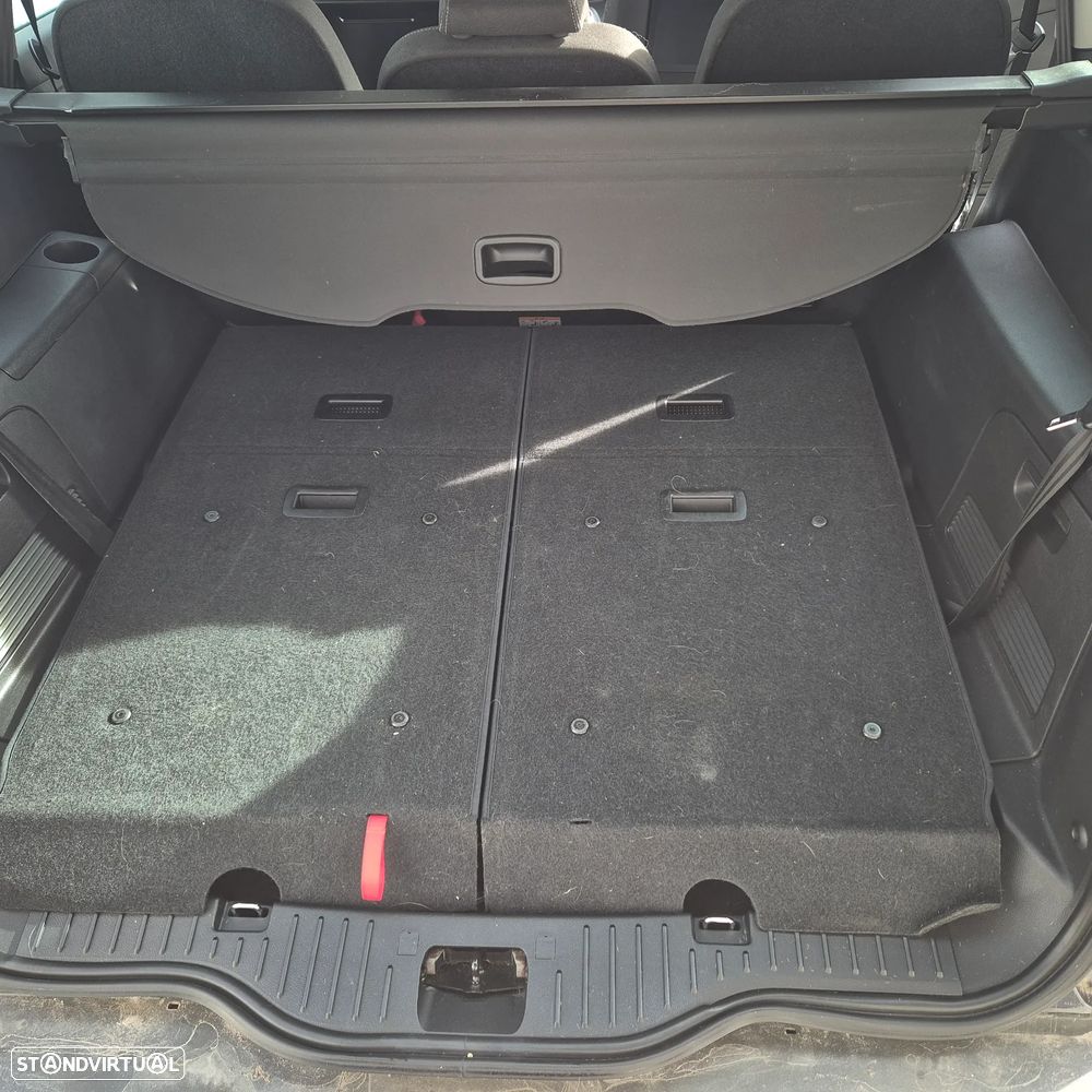 Ford S-Max 2.0 TDCi Titanium 7L - 9