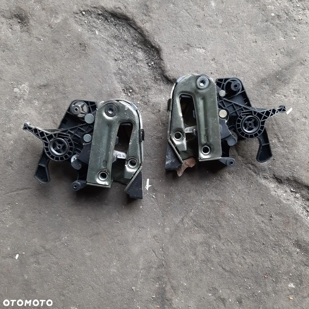 Zamwk Oparcia Kanapy Lewy Lub Prawy Volvo V70 II - 1