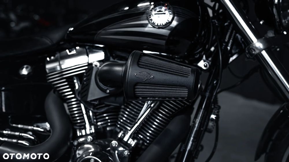 Harley-Davidson Softail Breakout - 6