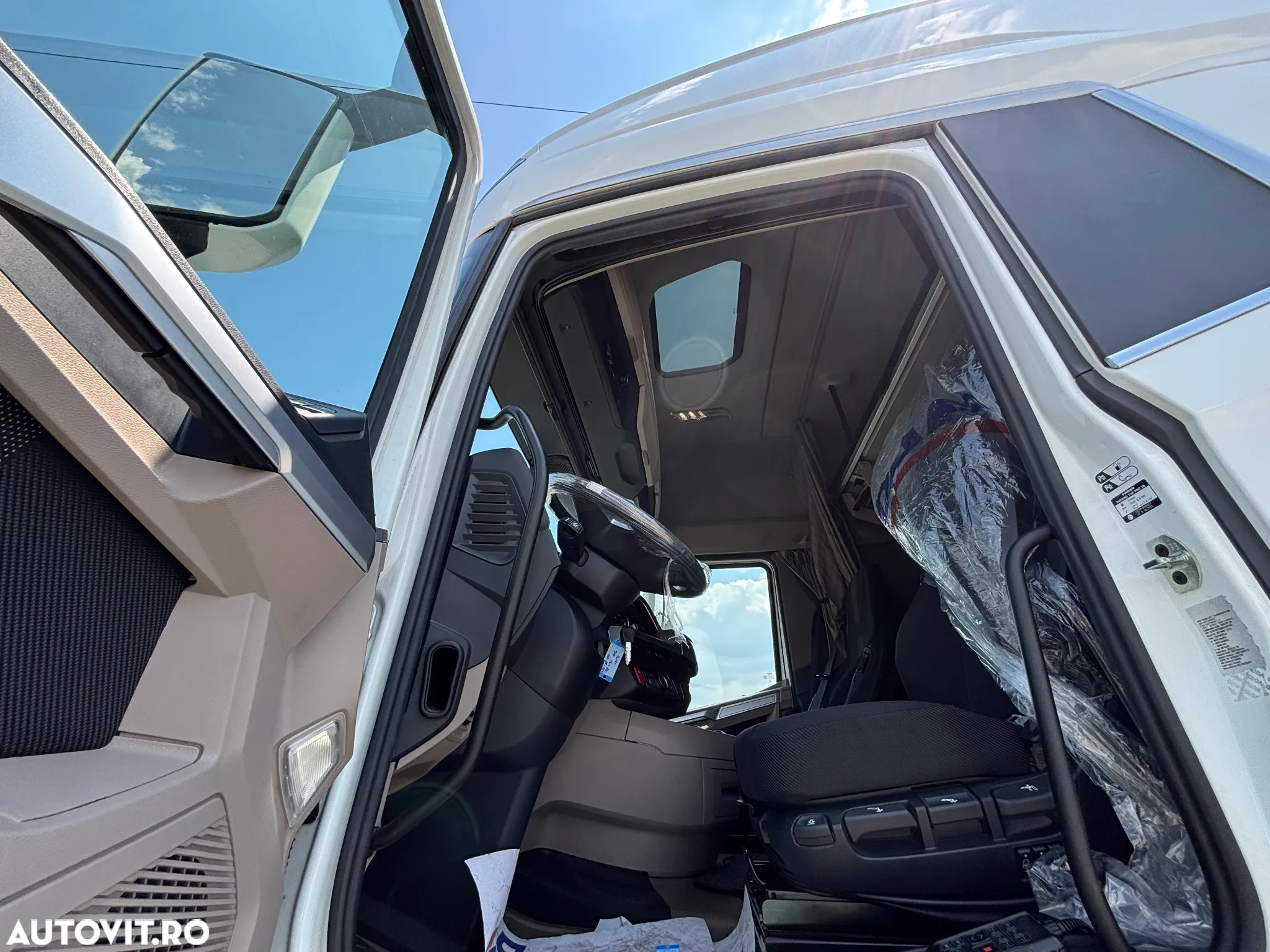 DAF XG+ Intarder - 8
