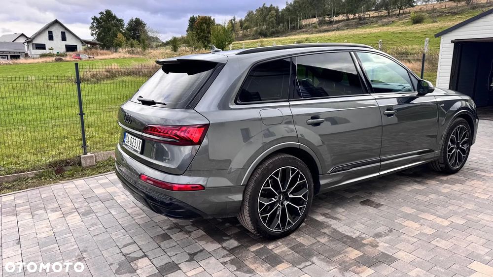 Audi Q7 - 8