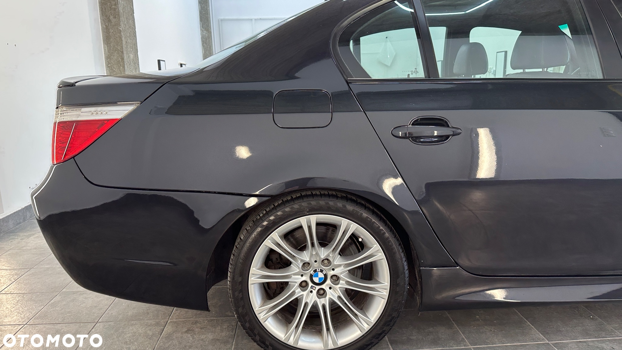 BMW Seria 5 535d - 23