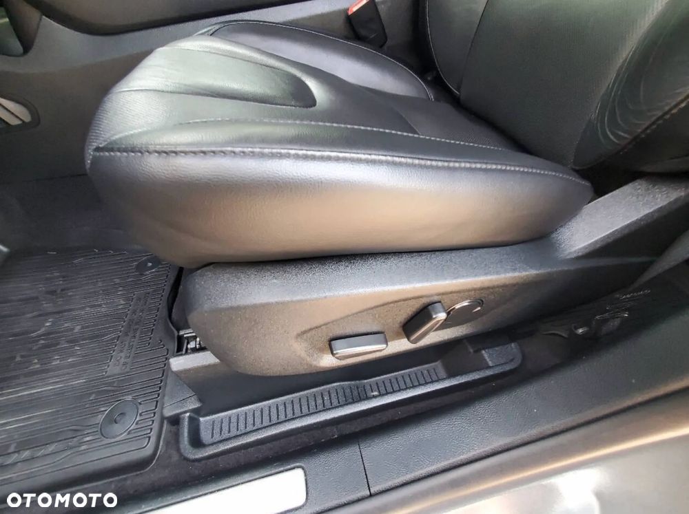 Ford Edge - 14