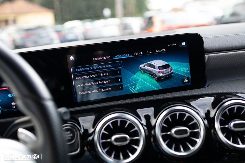 Mercedes-Benz A 250 e 8G-DCT Edition AMG Line - 11