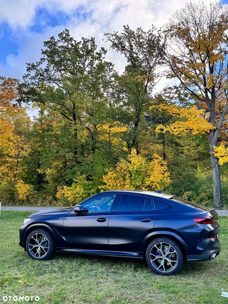 BMW X6 xDrive40d mHEV - 2