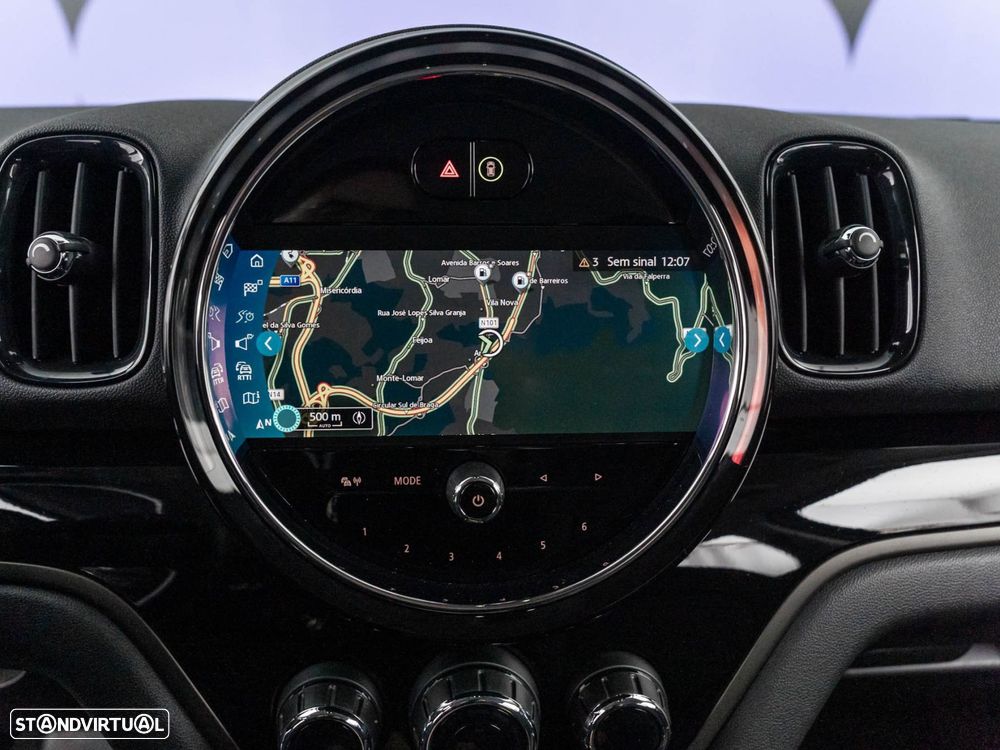 MINI Countryman Cooper SE Premium Essential Auto - 30