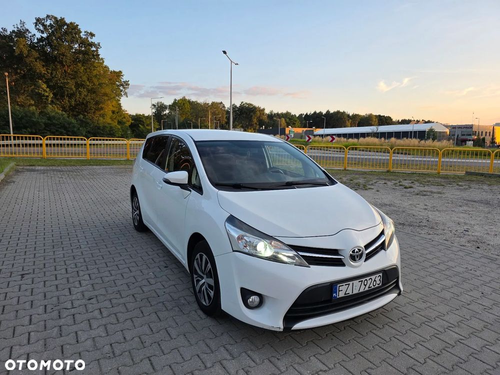 Toyota Verso 1.6 D-4D Active - 8