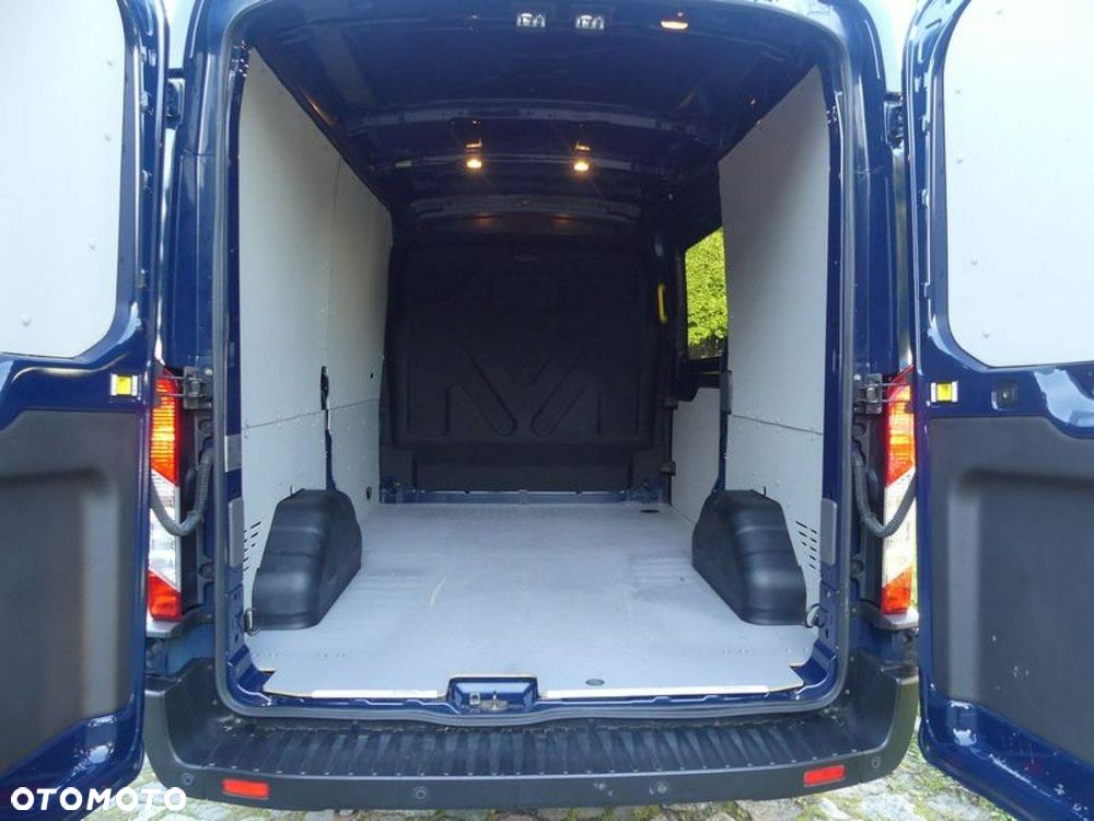 Ford Transit - 19