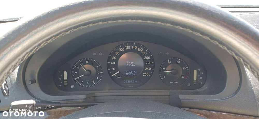 Mercedes-Benz Klasa E 220 CDI T Classic - 14