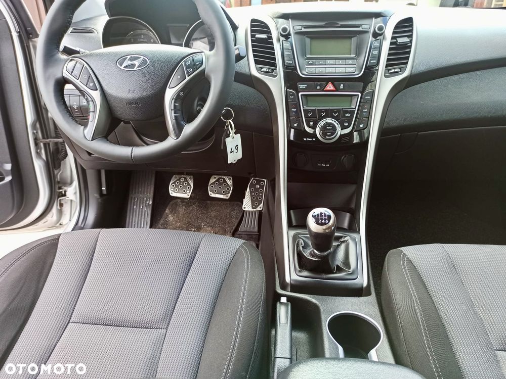 Hyundai i30 1.6 CRDi Comfort - 11