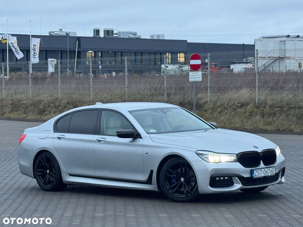BMW Seria 7 730d xDrive - 27