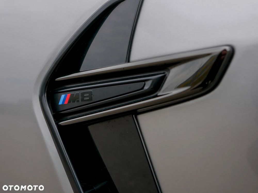 BMW M8 - 24