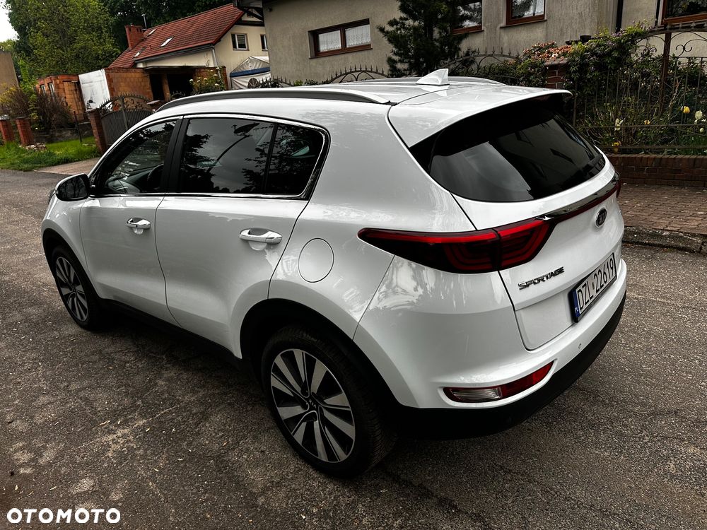 Kia Sportage 1.7 CRDI 2WD Dream-Team Edition - 13