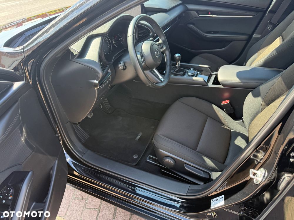Mazda 3 e-SKYACTIV-G 122 M HYBRID HOMURA - 11