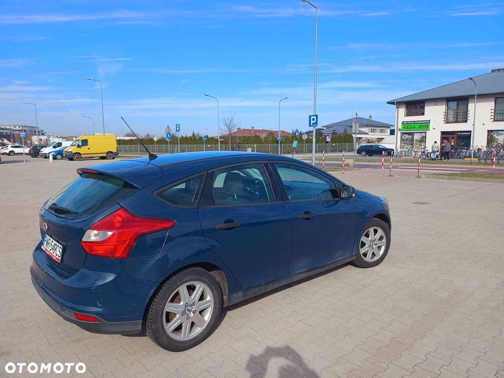 Ford Focus 1.6 TDCi Edition - 6