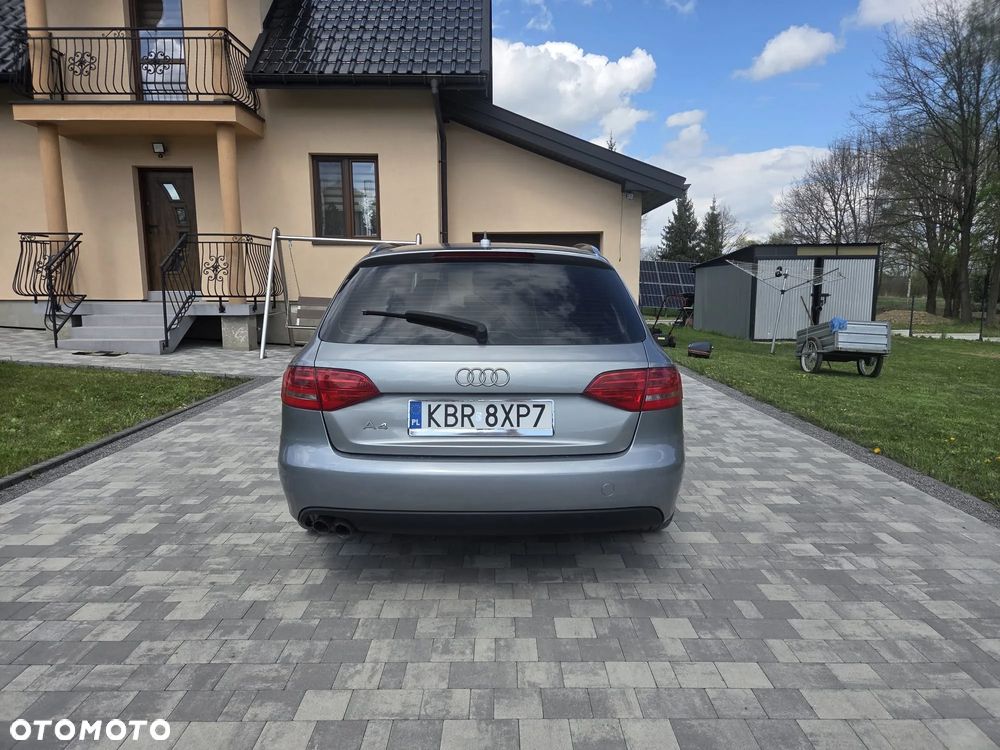 Audi A4 Avant 2.0 TDI DPF Attraction - 5