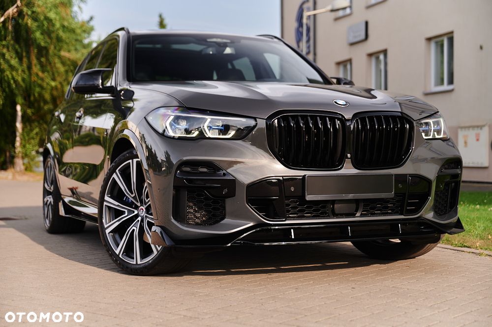 BMW X5 M M50i - 22