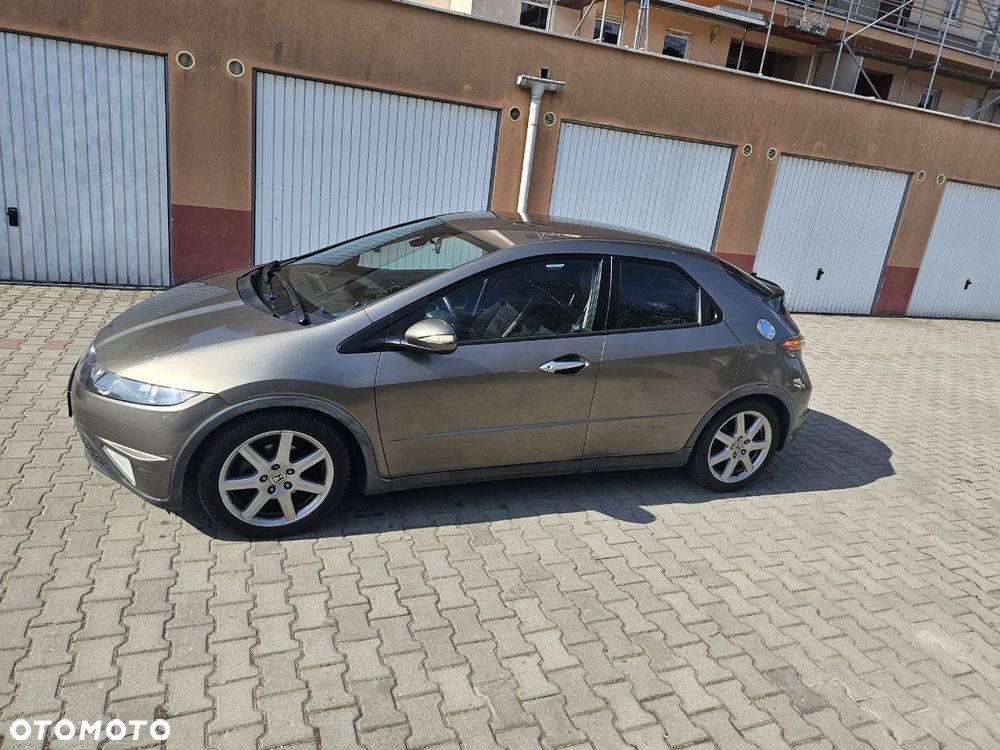 Honda Civic 1.8 Comfort - 2