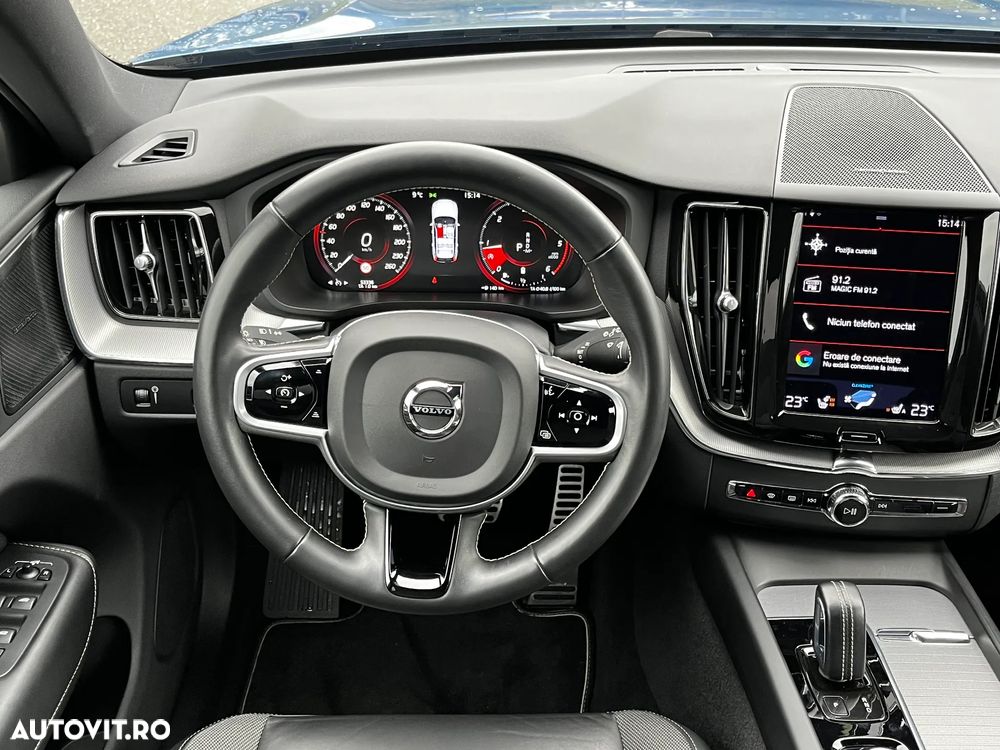 Volvo XC 60 B4 MHEV AT8 FWD R-Design - 13