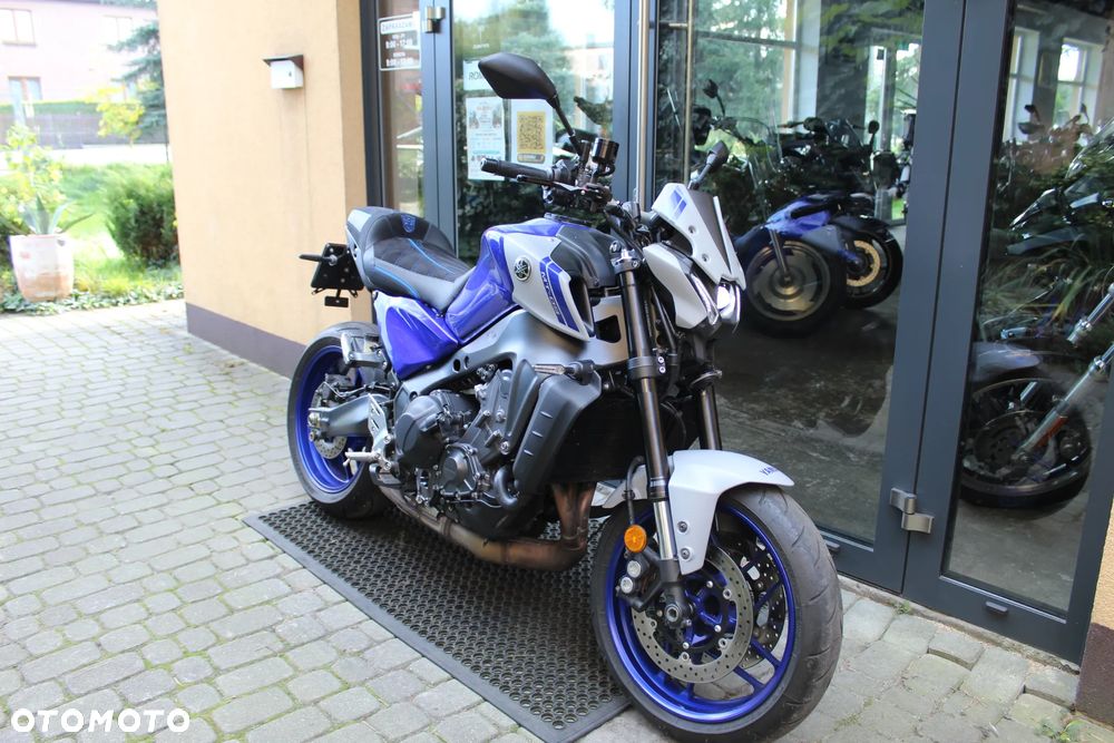 Yamaha MT - 5