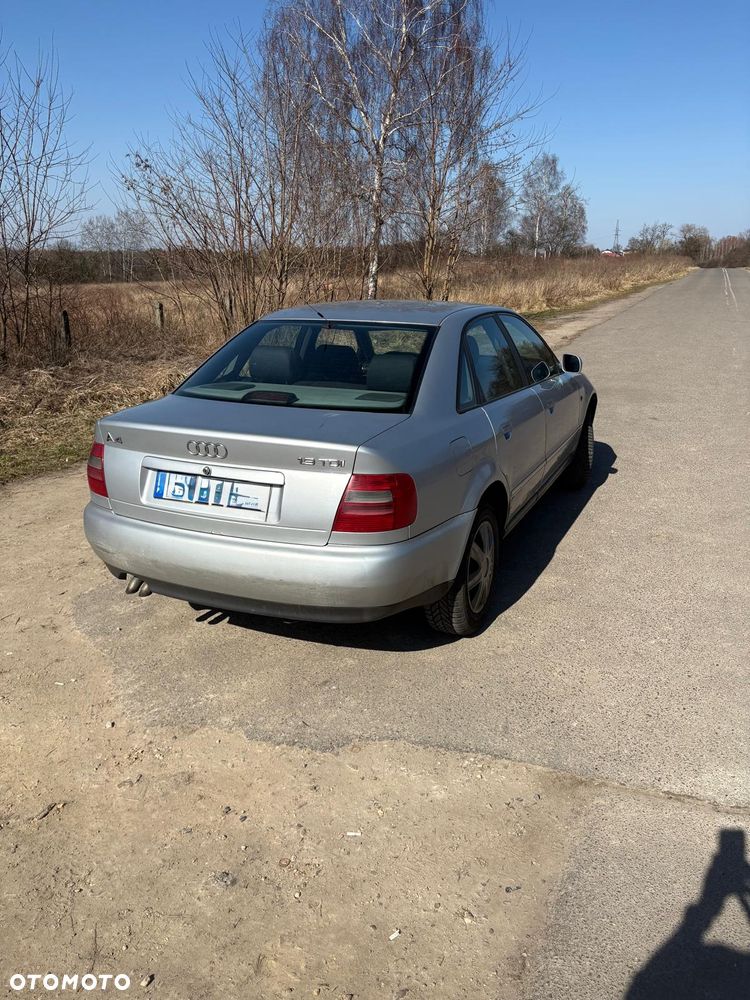 Audi A4 Limousine 1.9 TDI - 5