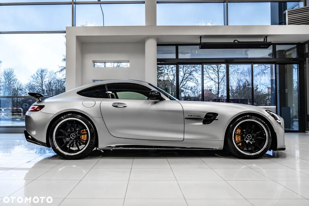 Mercedes-Benz AMG GT R - 2