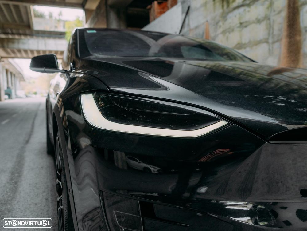 Tesla Model X 100D - 19