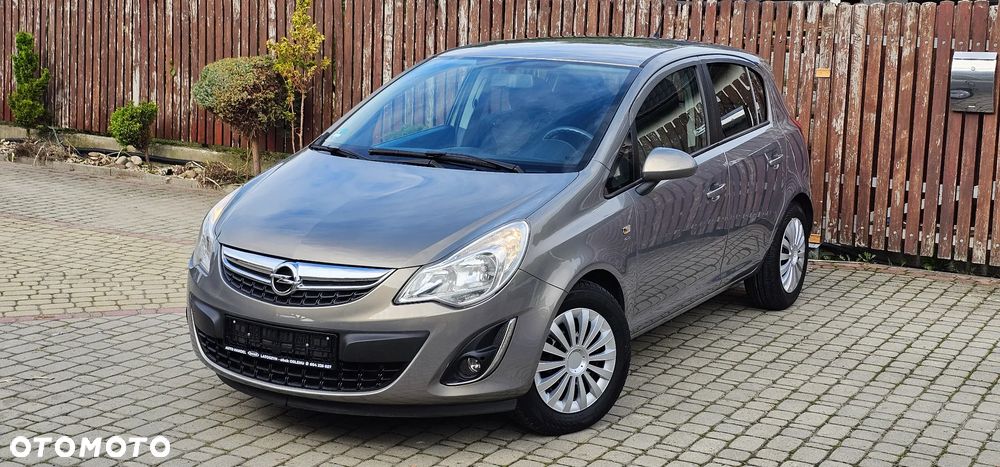 Opel Corsa 1.4 16V Satellite