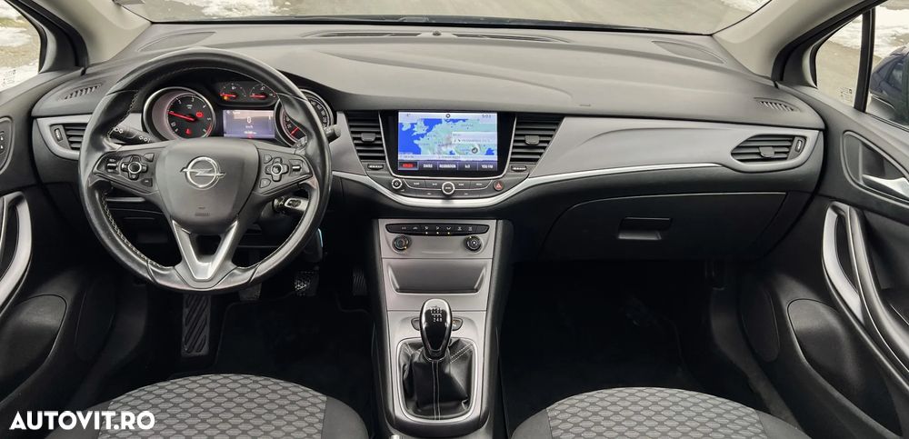 Opel Astra 1.6 CDTI Active - 11