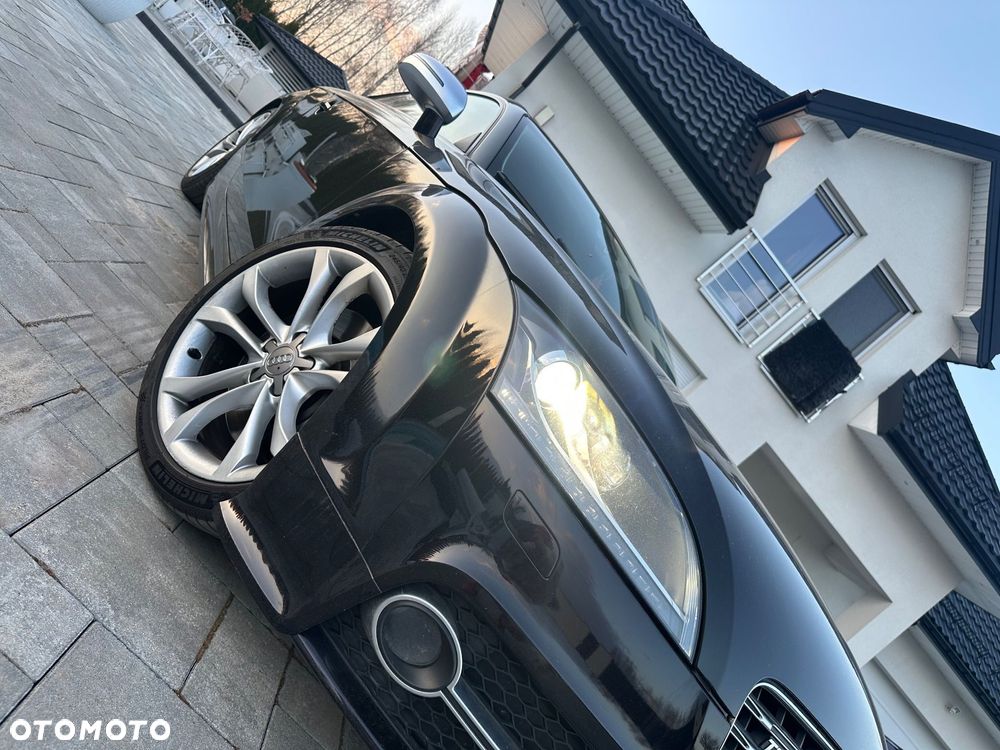 Audi TT S Coupé - 4