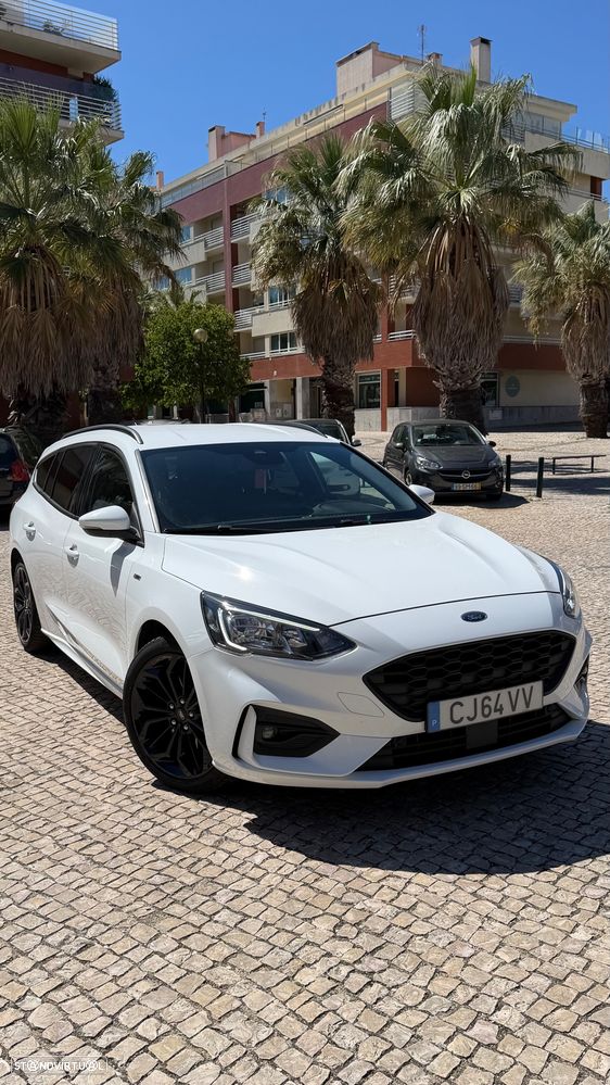 Ford Focus 1.0 EcoBoost Hybrid ST-LINE STYLE - 2