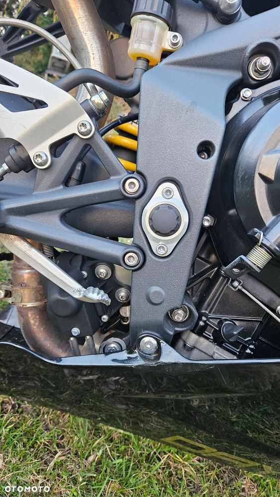 Triumph Daytona - 17