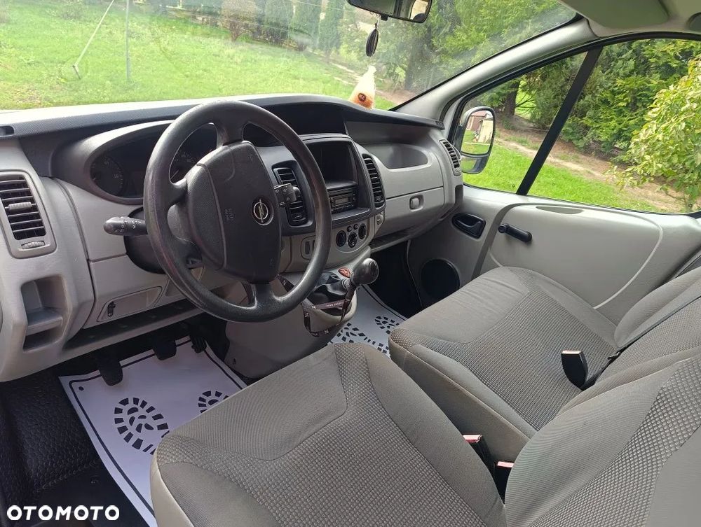 Opel Vivaro - 29