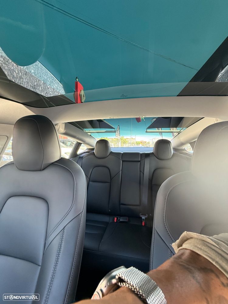 Tesla Model 3 Long Range Tração Traseira - 12