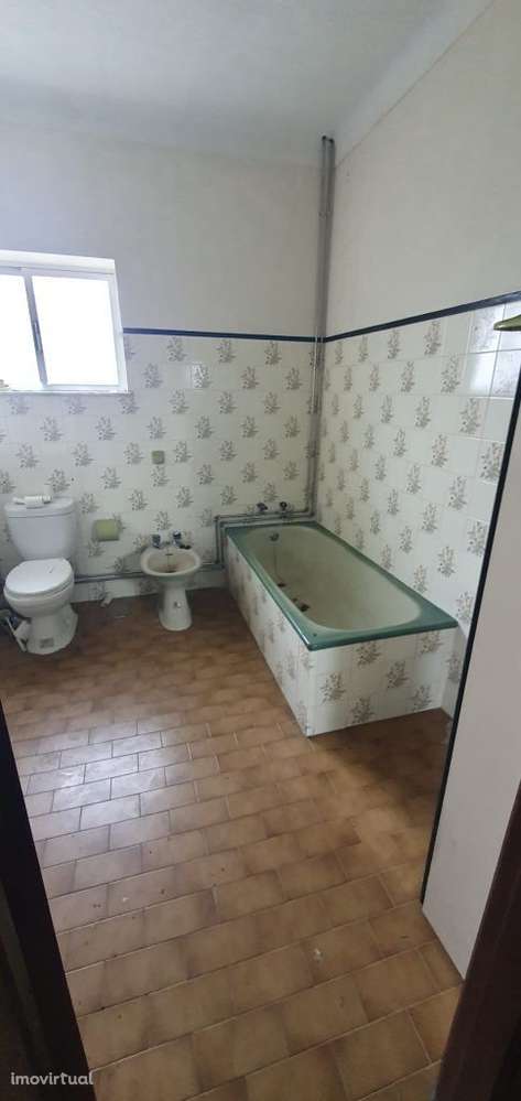 Moradia T3 perto de Viana - Grande imagem: 2/6