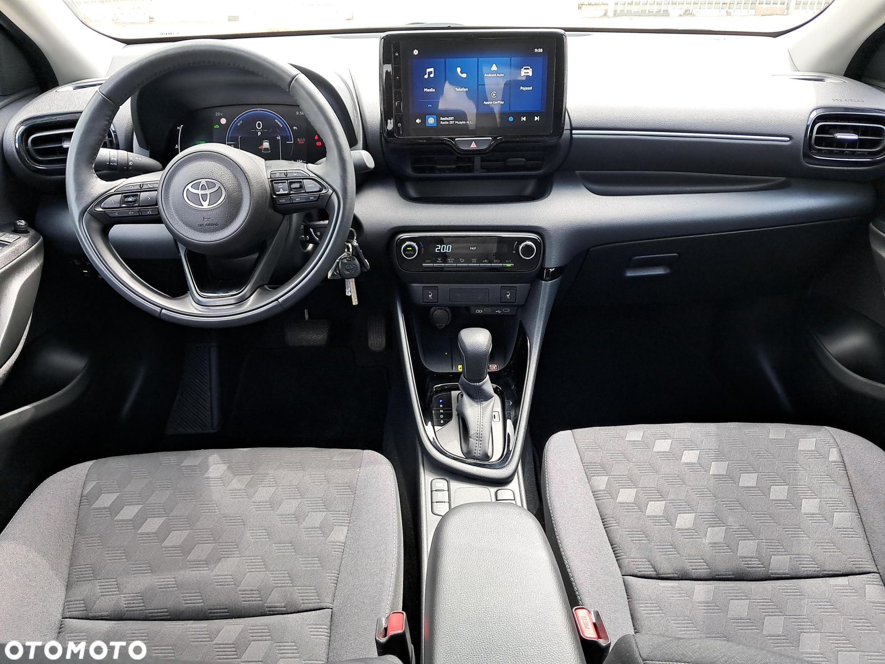 Toyota Yaris - 11
