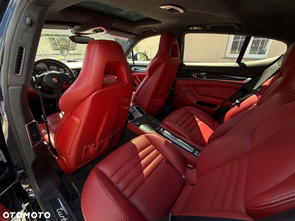 Porsche Panamera Turbo - 10