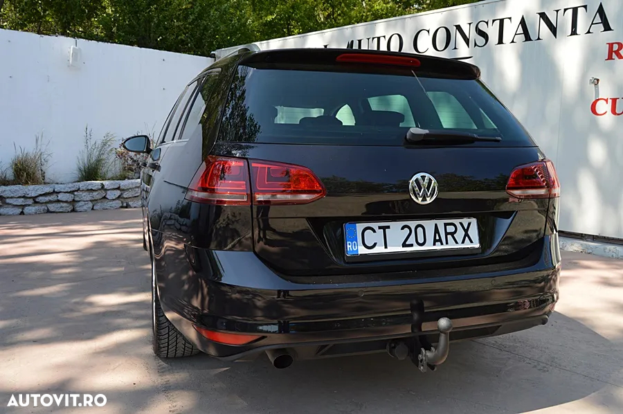 Volkswagen Golf 1.6 BlueTDI DSG Comfortline - 19