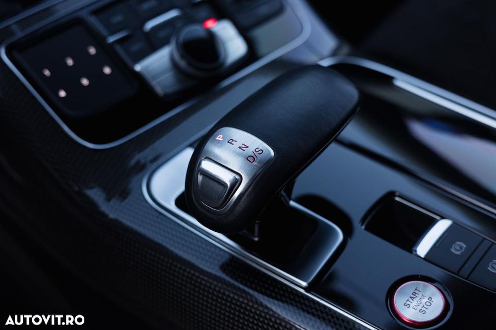 Audi S8 4.0 TFSI quattro Tiptronic - 12