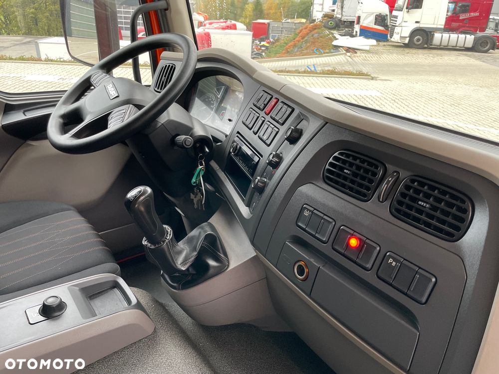 DAF LF 210 FA - 13