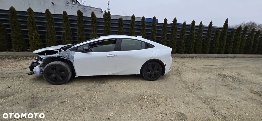 Toyota Prius ver-plug--in-2-0-hybrid-executive - 13