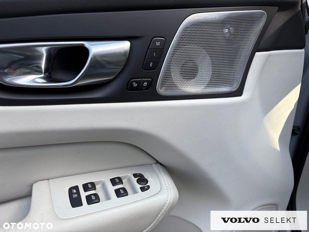 Volvo XC 60 - 17
