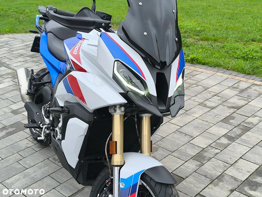 BMW XR - 22